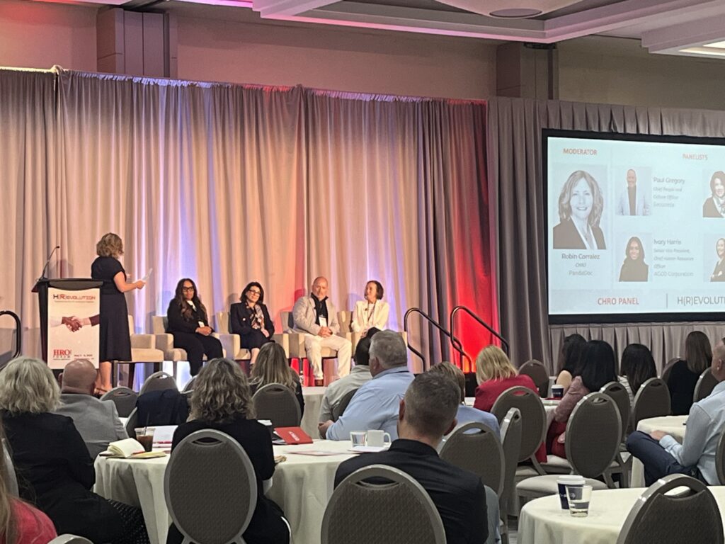 Robin Corralez, CHRO of PandaDoc, host a panel about HREvolution. (From Left: Ivory Harris, AGCO Corporation; Terilyn Juarez Monroe, Guardant Health; Paul Gregory, Securonix; Aly Sparks, LHH)